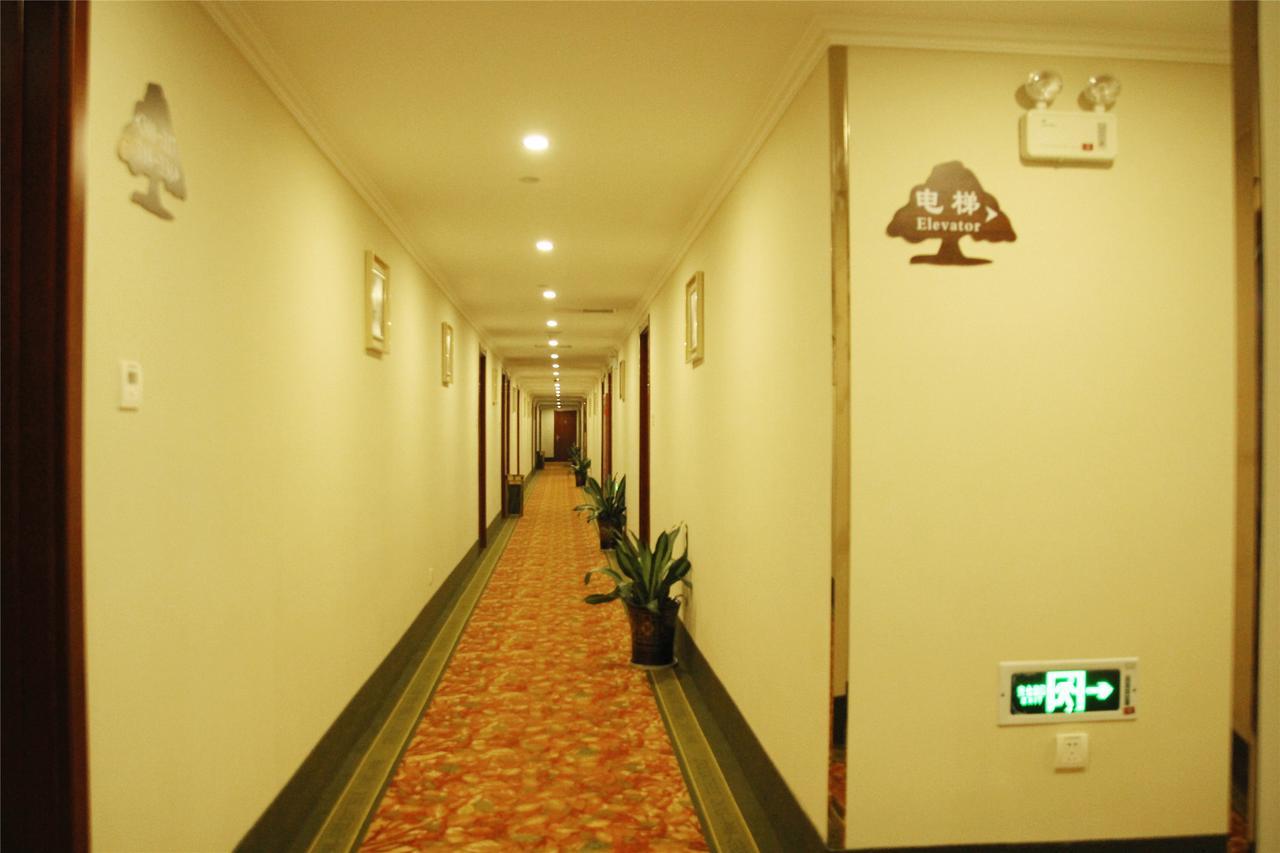Greentree Inn Hotel Jianhe Subway Station North Palace Taiyuan Eksteriør bilde